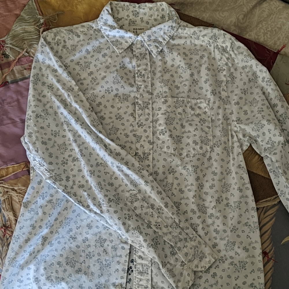 Button down shirt - Picture 1 of 2